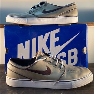 Nike SB Zoom Janoski Size 12